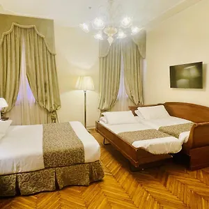 Dell'opera Venice